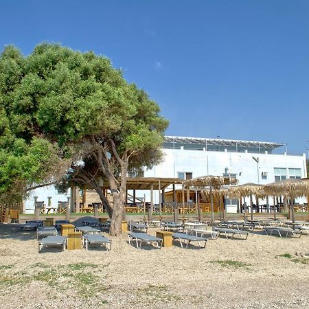 Epipleon Luxury Suites -104- Δωμάτιο 35Τμ Με Βεράντα 35Τμ Μπροστά Στη Θάλασσα Nafpaktos Bagian luar foto
