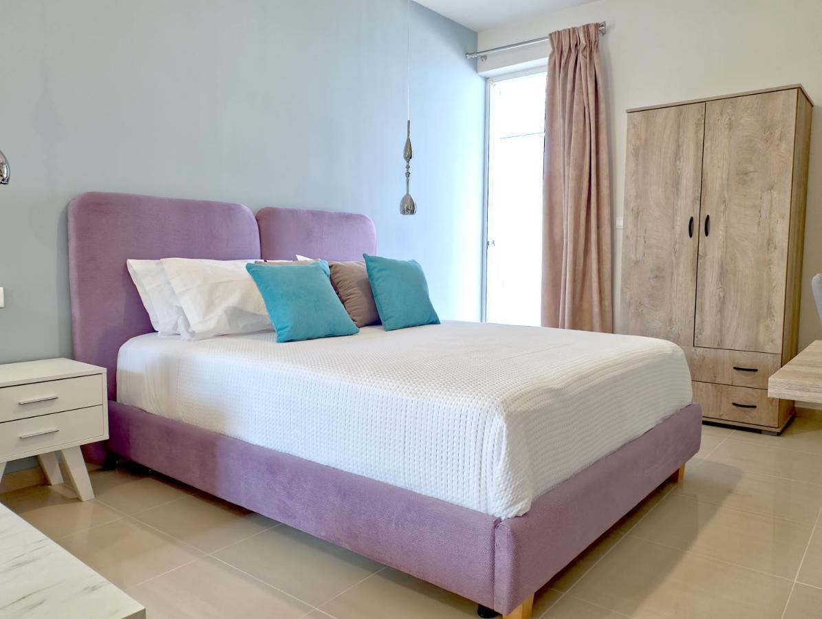 Epipleon Luxury Suites -104- Δωμάτιο 35Τμ Με Βεράντα 35Τμ Μπροστά Στη Θάλασσα Nafpaktos Bagian luar foto