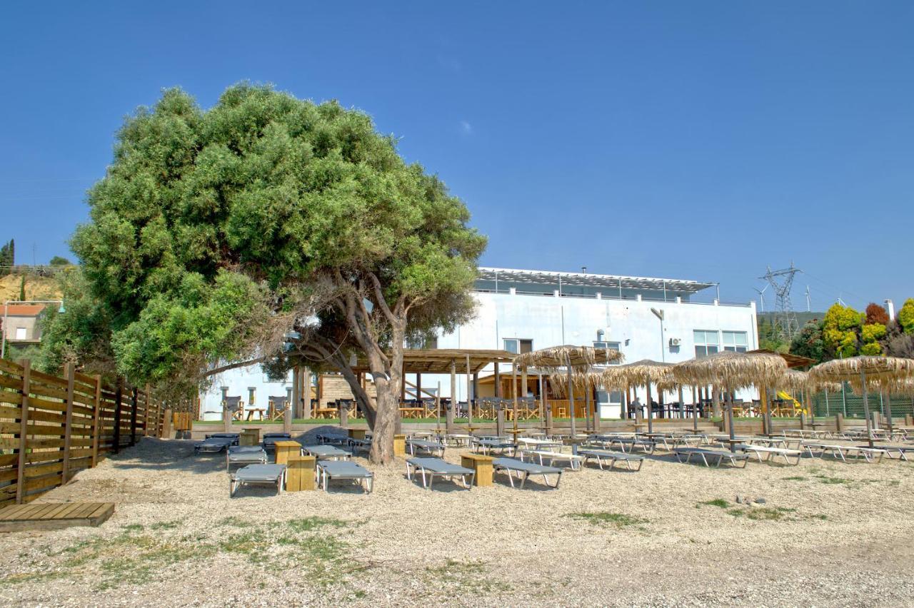 Epipleon Luxury Suites -104- Δωμάτιο 35Τμ Με Βεράντα 35Τμ Μπροστά Στη Θάλασσα Nafpaktos Bagian luar foto